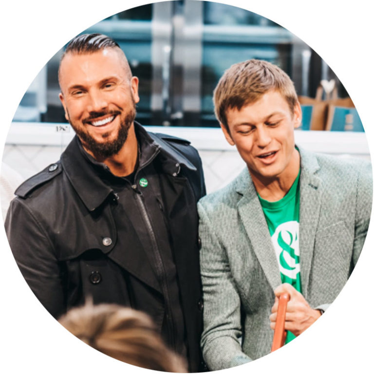 Crisp & Green Franchise The Country's 1 Healthy Franchise 2.6M* AUV